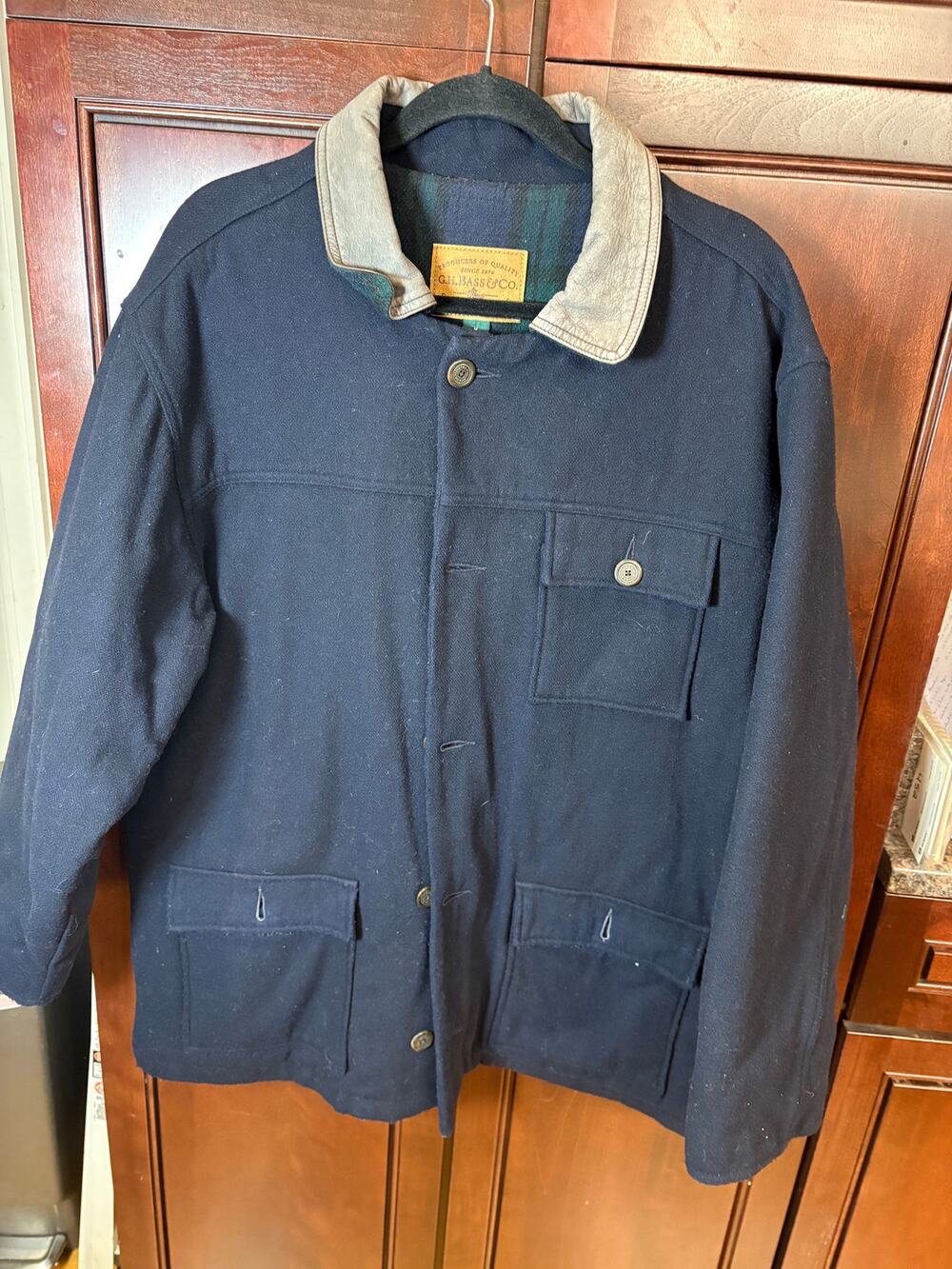 GH Bass Men's Navy Wool Chore Coat Leather Collar Size M Vintage